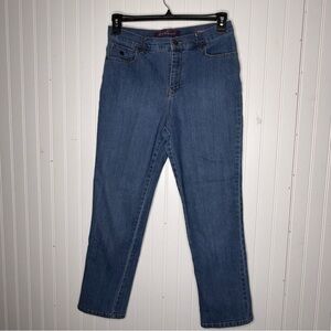 Gloria Vanderbilt Amanda Classic Jeans Size 10
Short